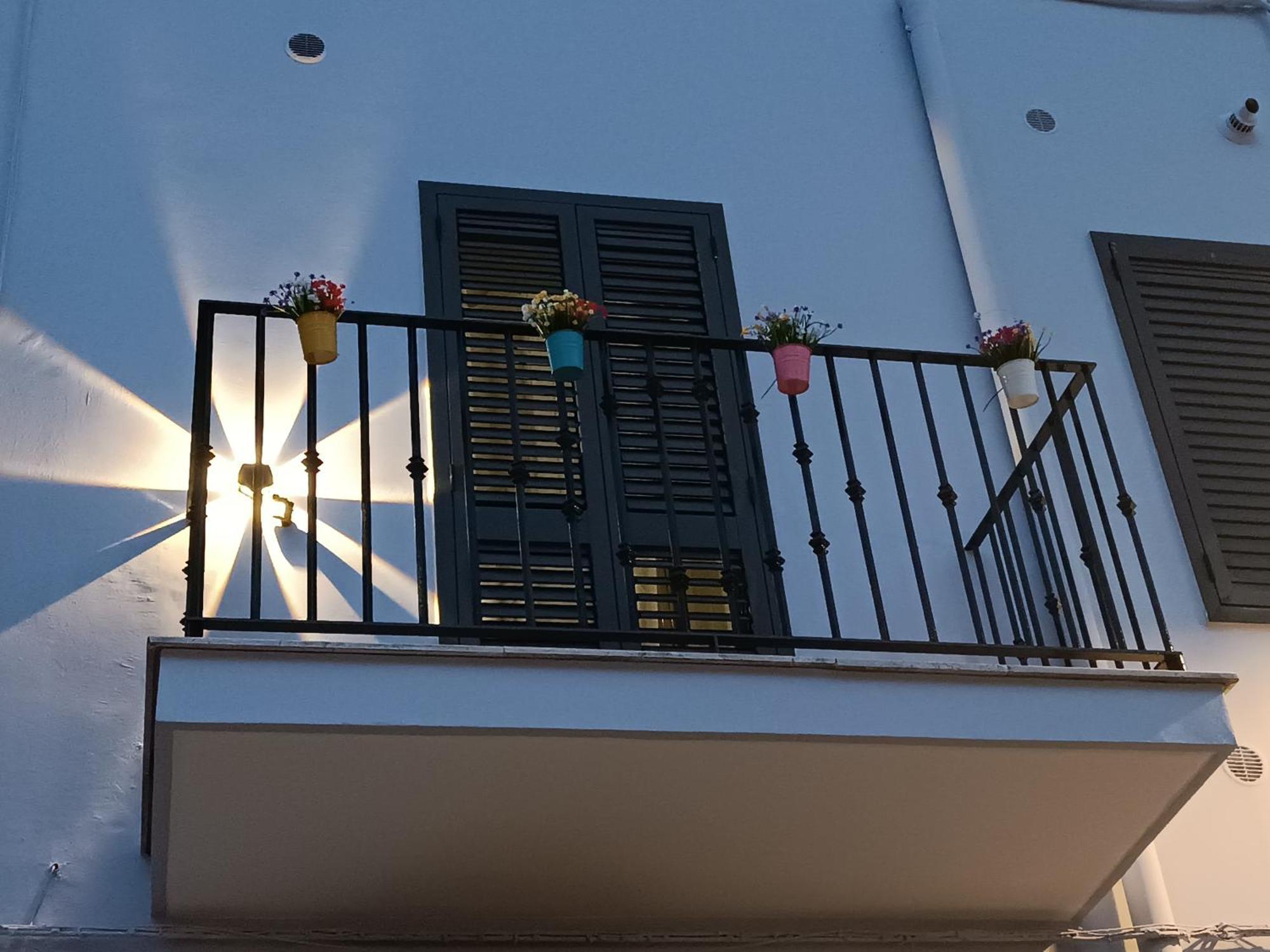 Storm Sonic House Apartment Palo del Colle Luaran gambar